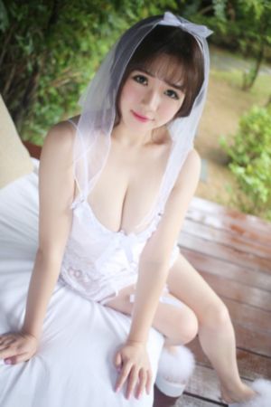 化妆堪比整容视频_超清超清在线观看
