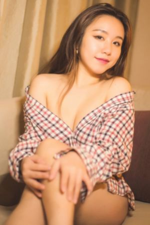 极品尤物人妻堕落沉沦_4K日韩电影在线